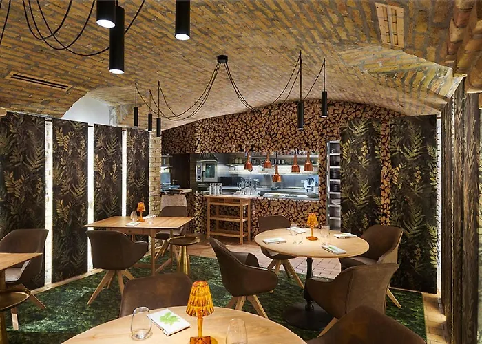 Platan Udvarhaz 4* Tata