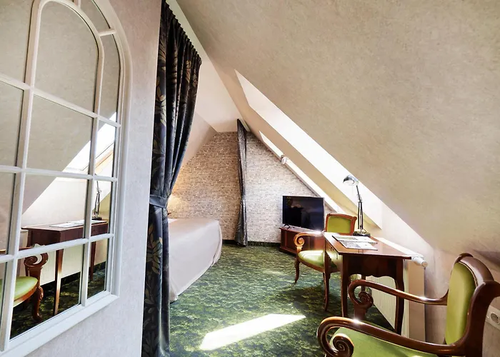 Pensiune Platan Udvarhaz Tata